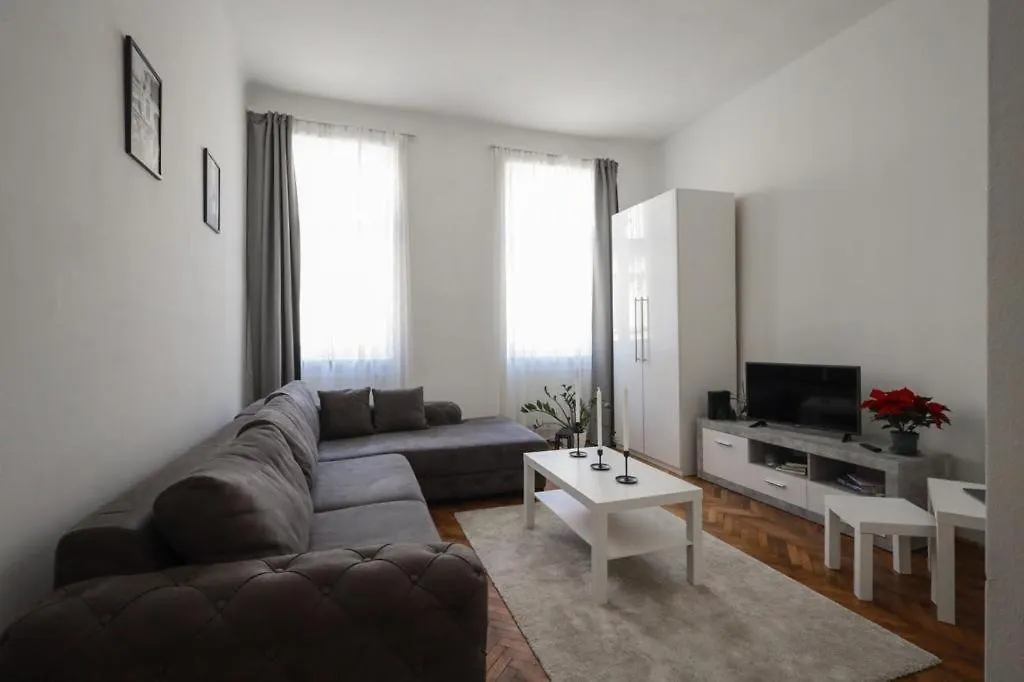 Apartment 10-Next Metro U3 Viena