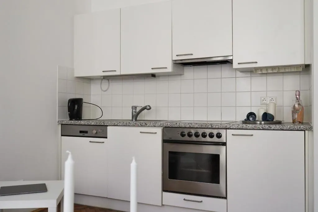 Apartment 10-Next Metro U3 Viena